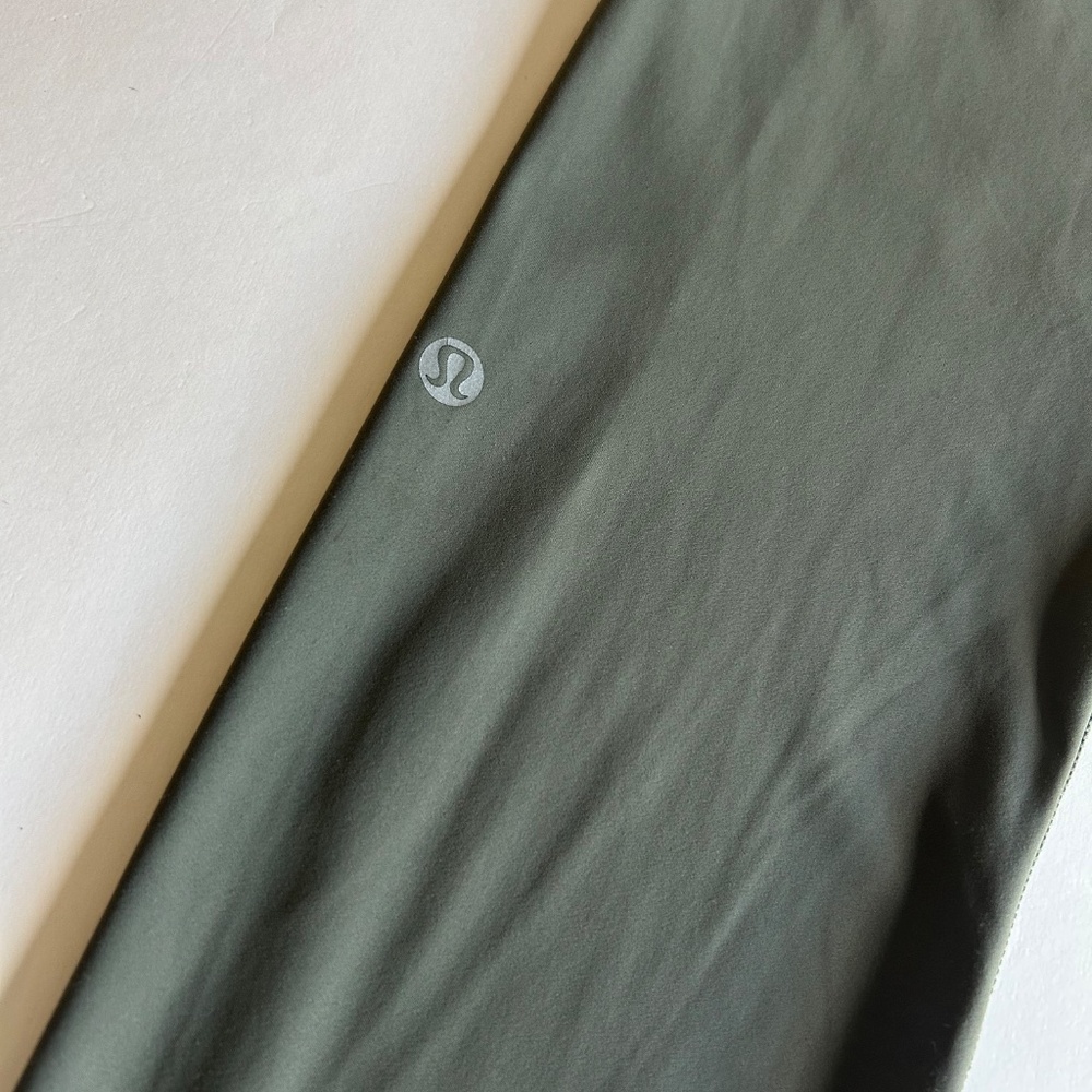 lululemon athletica Green Leggings - Picture 11 of 16